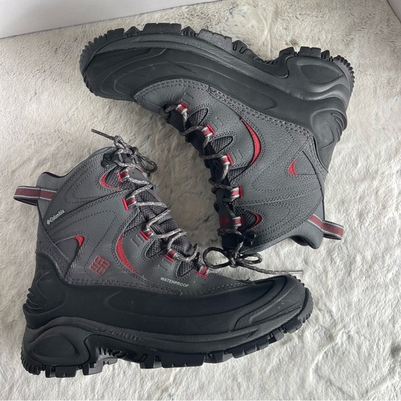 Columbia Men's Waterproof Hiking Boots - Gray and Red Size 10 - Picture 7 of 13